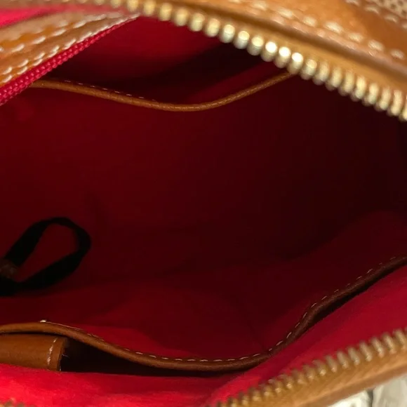 Dooney said Bourke hobo with matching wristlet. - Picture 8 of 13